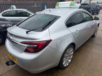 Vauxhall Insignia 2.0 CDTi Elite Nav Hatchback 5dr Diesel Auto Euro 6 (170 ps)
