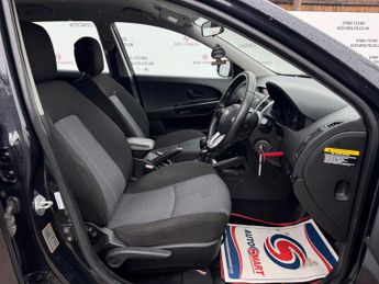 Kia Ceed 1.6 CRDi 2 Sports Wagon Euro 5 5dr