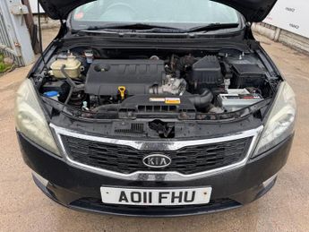 Kia Ceed 1.6 CRDi 2 Sports Wagon Euro 5 5dr