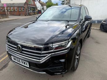 Volkswagen Touareg 3.0 TDI V6 R-Line Tiptronic 4Motion Euro 6 (s/s) 5dr