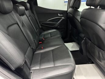 Hyundai Santa Fe 2.2 CRDi Blue Drive Premium Auto 4WD Euro 6 (s/s) 5dr (7 Seat)