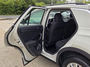 Volkswagen T-Roc 1.5 TSI Life DSG Euro 6 (s/s) 5dr