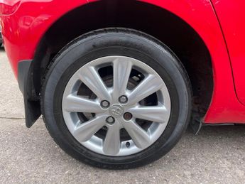 Toyota Yaris 1.33 Dual VVT-i TR MultiMode Euro 4 (s/s) 5dr