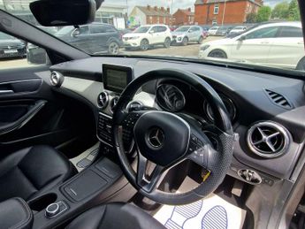 Mercedes-Benz GLA 2.1 GLA200 CDI Sport 7G-DCT Euro 6 (s/s) 5dr