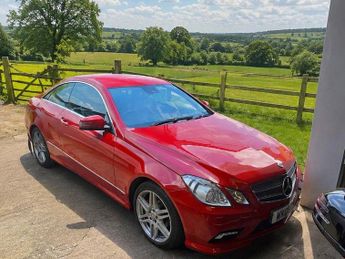 Mercedes-Benz E Class 1.8 E250 CGI BlueEfficiency Sport Tiptronic Euro 5 2dr