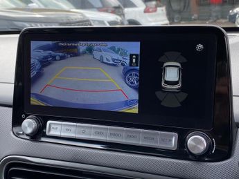 Hyundai KONA 64kWh Premium Auto 5dr (10.5kW Charger)