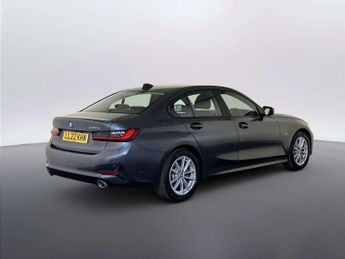 BMW 3 Series 2.0 330e 12kWh SE Pro Saloon 4dr Petrol Plug-in Hybrid Auto Euro