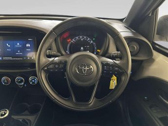 Toyota Aygo X 1.0 VVT-i Pure Hatchback 5dr Petrol Manual Euro 6 (s/s) (72 ps)