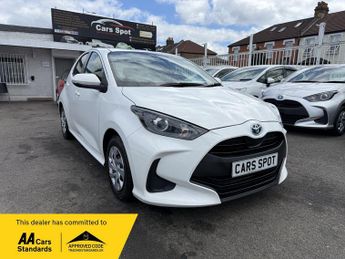 Toyota Yaris 1.5 VVT-h Design Hatchback 5dr Petrol Hybrid E-CVT Euro 6 (s/s) 