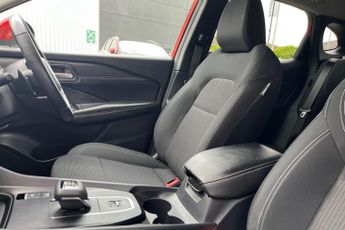 Nissan Qashqai 1.3 DiG-T MH 158 Acenta Premium 5dr Xtronic