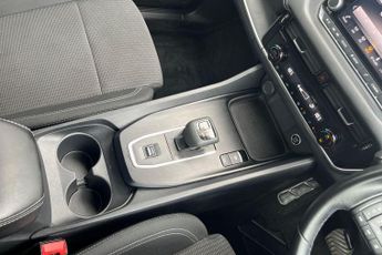 Nissan Qashqai 1.3 DiG-T MH 158 Acenta Premium 5dr Xtronic