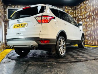 Ford Kuga 2.0 TDCi EcoBlue Titanium Edition Powershift AWD Euro 6 (s/s) 5d
