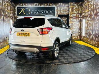 Ford Kuga 2.0 TDCi EcoBlue Titanium Edition Powershift AWD Euro 6 (s/s) 5d