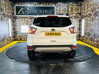 Ford Kuga 2.0 TDCi EcoBlue Titanium Edition Powershift AWD Euro 6 (s/s) 5d