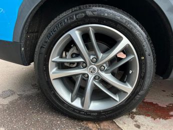 MG MG HS 1.5 T-GDI Exclusive DCT Euro 6 (s/s) 5dr