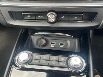 MG MG5 52.5kWh Exclusive Auto 5dr