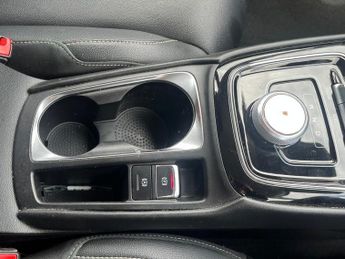 MG MG5 52.5kWh Exclusive Auto 5dr