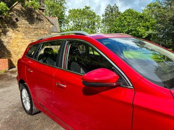 MG MG5 52.5kWh Exclusive Auto 5dr