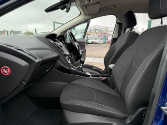 Ford Focus 1.0T EcoBoost Zetec Euro 6 (s/s) 5dr