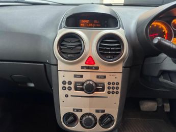 Vauxhall Corsa 1.4i 16v Club 5dr