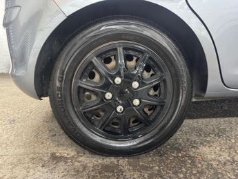 Vauxhall Corsa 1.4i 16v Club 5dr