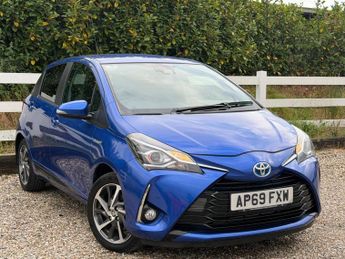 Toyota Yaris 1.5 VVT-h Y20 Bi-tone E-CVT Euro 6 (s/s) 5dr