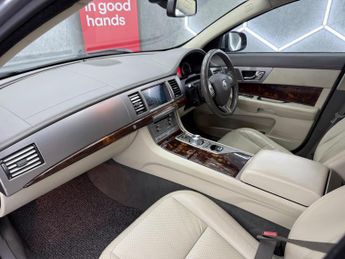 Jaguar XF 3.0d V6 Premium Luxury Auto Euro 5 4dr
