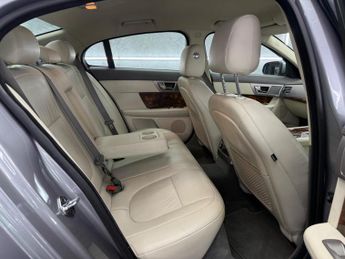 Jaguar XF 3.0d V6 Premium Luxury Auto Euro 5 4dr
