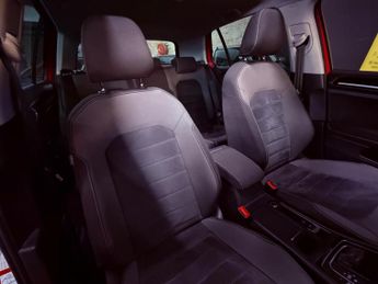 Volkswagen Golf 2.0 TDI BlueMotion Tech GT DSG Euro 5 (s/s) 5dr
