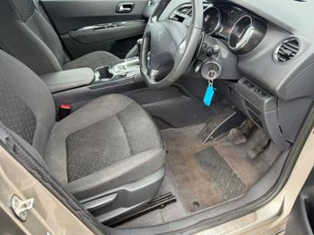 Peugeot 3008 1.6 e-HDi Active EGC Euro 5 (s/s) 5dr