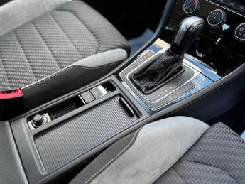 Volkswagen Golf 2.0 TDI R-Line DSG Euro 6 (s/s) 5dr