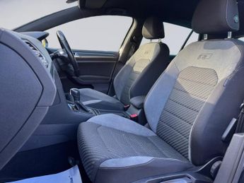 Volkswagen Golf 2.0 TDI R-Line DSG Euro 6 (s/s) 5dr