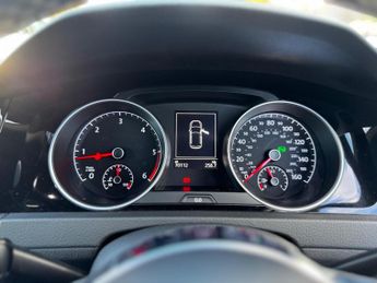 Volkswagen Golf 2.0 TDI R-Line DSG Euro 6 (s/s) 5dr