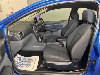 Ford Focus 1.6 Zetec Climate 3dr