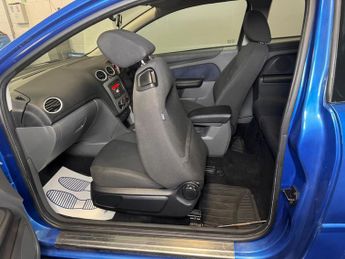 Ford Focus 1.6 Zetec Climate 3dr