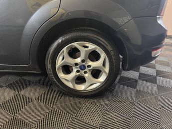 Ford Focus 1.6 Sport 5dr
