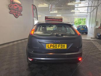 Ford Focus 1.6 Sport 5dr
