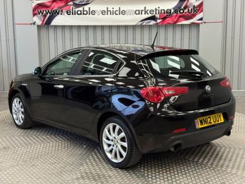 Alfa Romeo Giulietta 2.0 JTDM-2 Veloce Euro 5 (s/s) 5dr