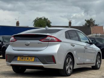 Hyundai IONIQ 28kWh Premium SE Auto 5dr