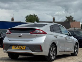 Hyundai IONIQ 28kWh Premium SE Auto 5dr