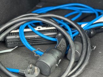 Hyundai IONIQ 28kWh Premium SE Auto 5dr