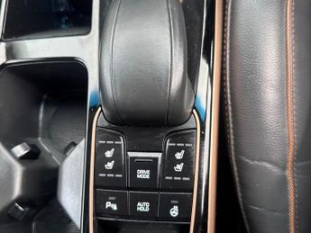 Hyundai IONIQ 28kWh Premium SE Auto 5dr
