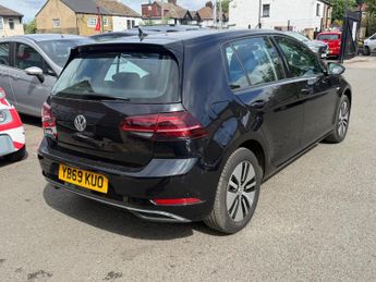 Volkswagen e-Golf 35.8kWh e-Golf Auto 5dr