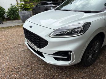 Ford Kuga 2.5 EcoBoost Duratec 14.4kWh ST-Line CVT Euro 6 (s/s) 5dr