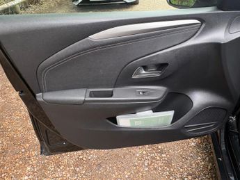 Vauxhall Corsa Electric 50kWh SRi Nav Premium Auto 5dr (7.4Kw Charger)