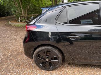 Vauxhall Corsa Electric 50kWh SRi Nav Premium Auto 5dr (7.4Kw Charger)