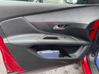 Peugeot 3008 1.2 PureTech GPF Allure SUV 5dr Petrol EAT Euro 6 (s/s) (130 ps)