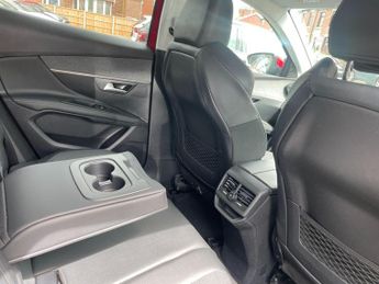 Peugeot 3008 1.2 PureTech GPF Allure SUV 5dr Petrol EAT Euro 6 (s/s) (130 ps)