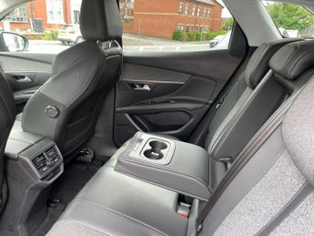Peugeot 3008 1.2 PureTech GPF Allure SUV 5dr Petrol EAT Euro 6 (s/s) (130 ps)