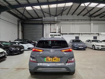 Hyundai KONA 64kWh Premium Auto 5dr (10.5kW Charger)